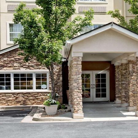 Microtel Inn & Suites By Wyndham Perimeter Center Sandy Springs Buitenkant foto
