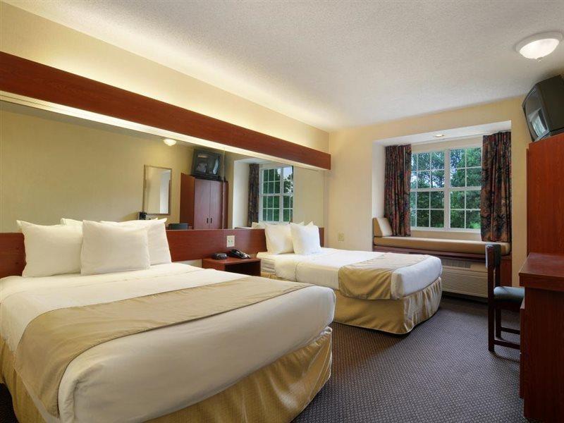 Microtel Inn & Suites By Wyndham Perimeter Center Sandy Springs Buitenkant foto
