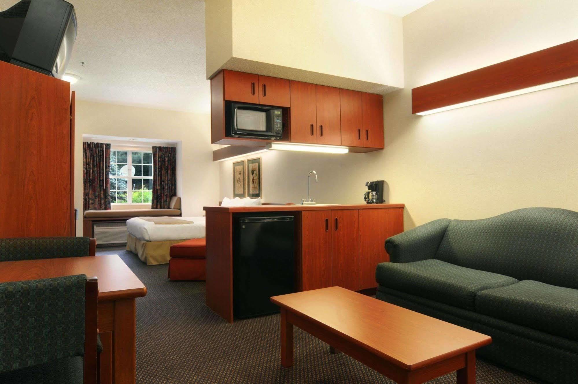 Microtel Inn & Suites By Wyndham Perimeter Center Sandy Springs Kamer foto