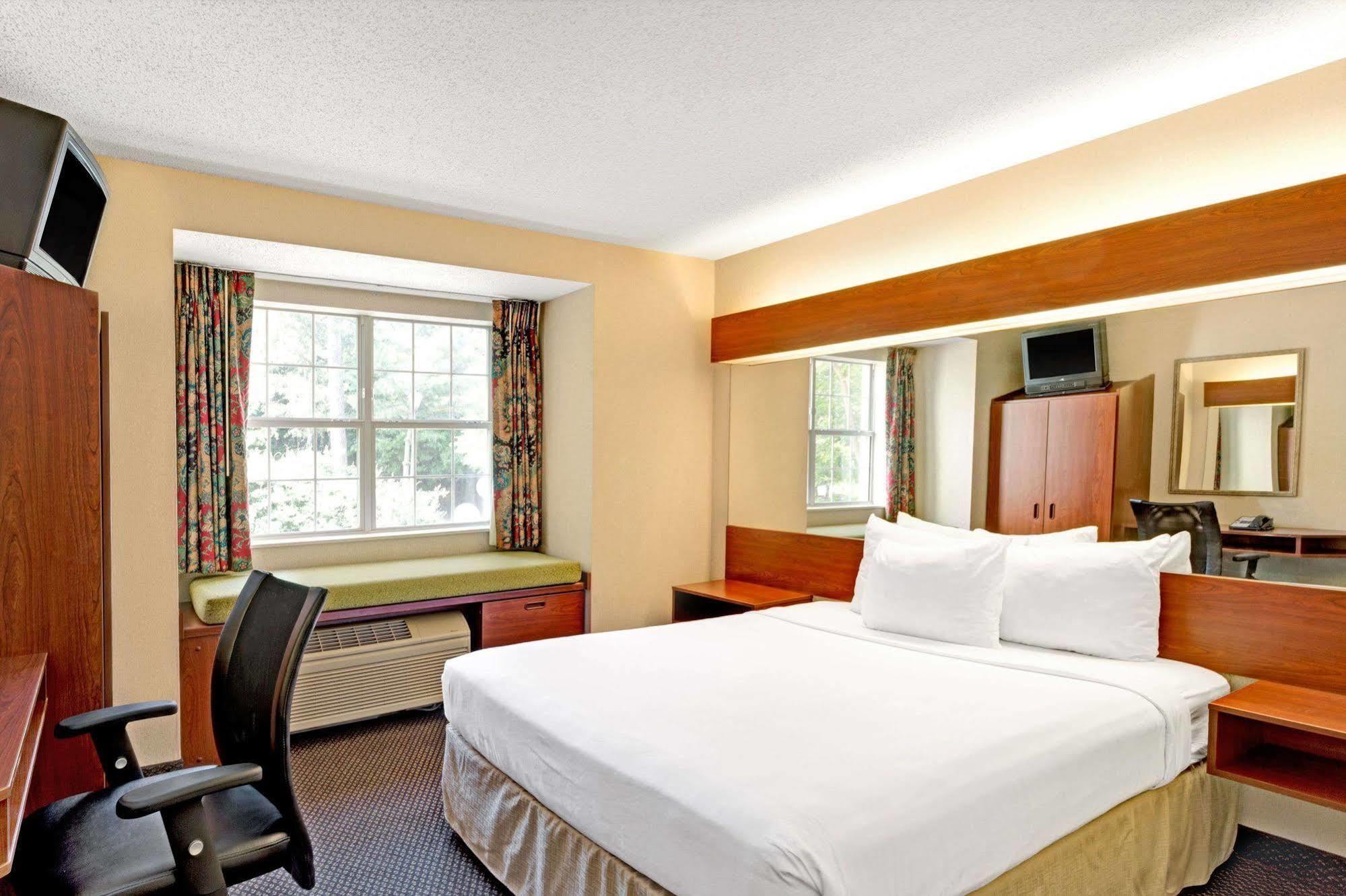 Microtel Inn & Suites By Wyndham Perimeter Center Sandy Springs Buitenkant foto