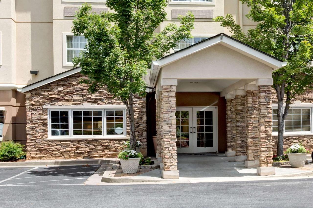 Microtel Inn & Suites By Wyndham Perimeter Center Sandy Springs Buitenkant foto