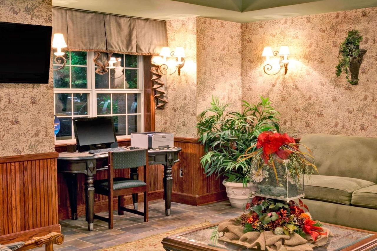 Microtel Inn & Suites By Wyndham Perimeter Center Sandy Springs Buitenkant foto